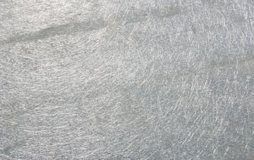 Feorlig laminate fibreglass or shingles?